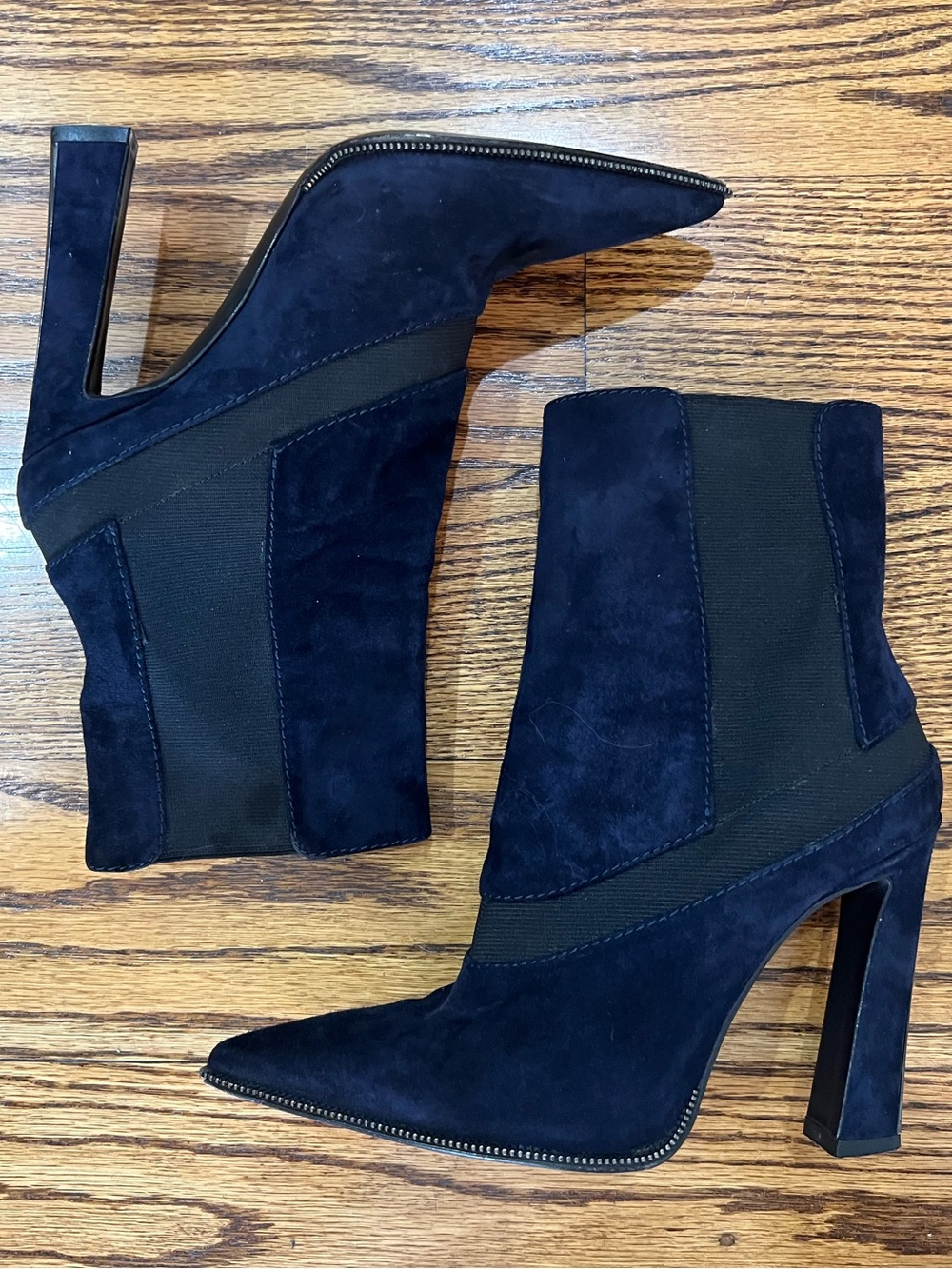 Sebastian Milano Camoscio Chained Trimmed Suede Heeled Chelsea Boot Sz 36 Navy